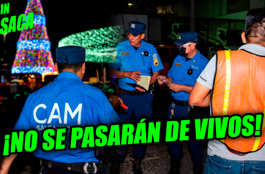 Multan a las personas que se pasan de vivos cobrando parqueo alrededor del Salvador del Mundo