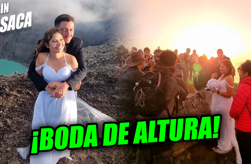 Pareja decide casarse en el volcán Ilamatepec y se vuelve viral en Internet 