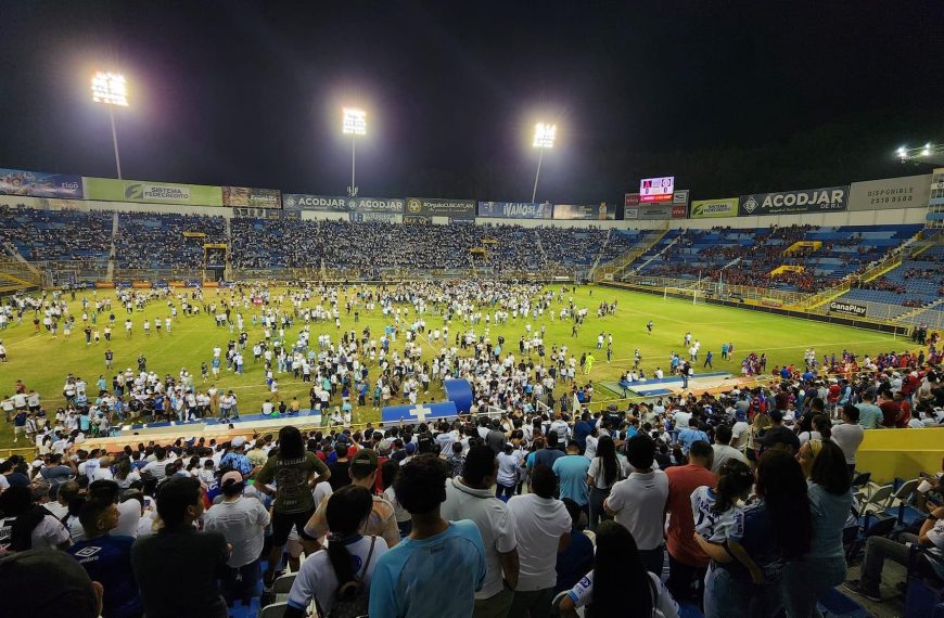 FESFUT revela que FAS gana el partido contra Alianza y el equipo albo jugará un año a…